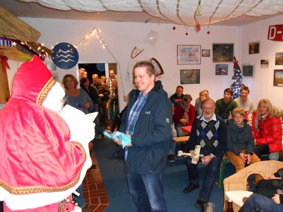 Weihnachtsfeier mit hohem Besuch - Hero image 1